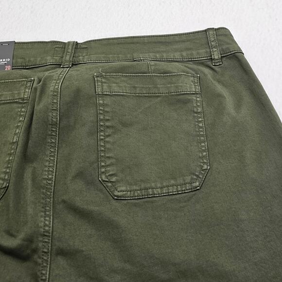 NWT Torrid Pants Womens Size 22 Green Utility Aviator Crop Relaxed Fit Stretch - Picture 8 of 14